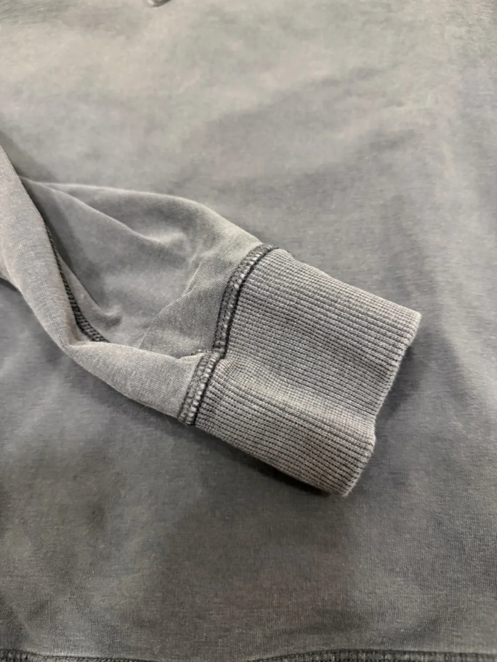 Lululemon Black Crewneck Pullover Sweatshirt Size 8